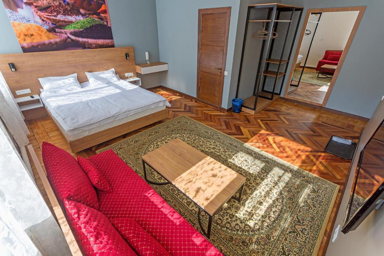 Auberge de jeunesse Koisha à Bichkek Extérieur photo