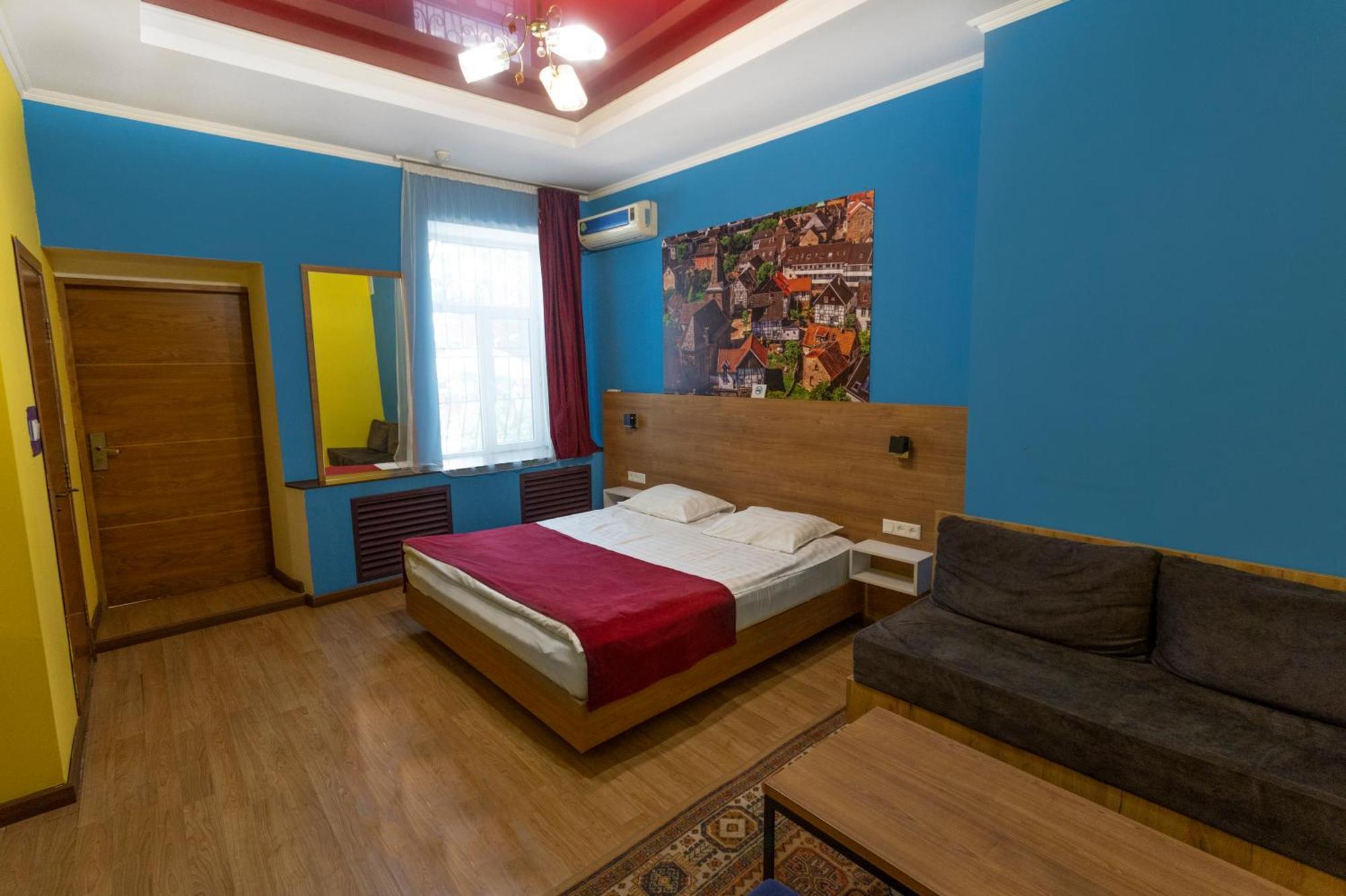 Auberge de jeunesse Koisha à Bichkek Extérieur photo
