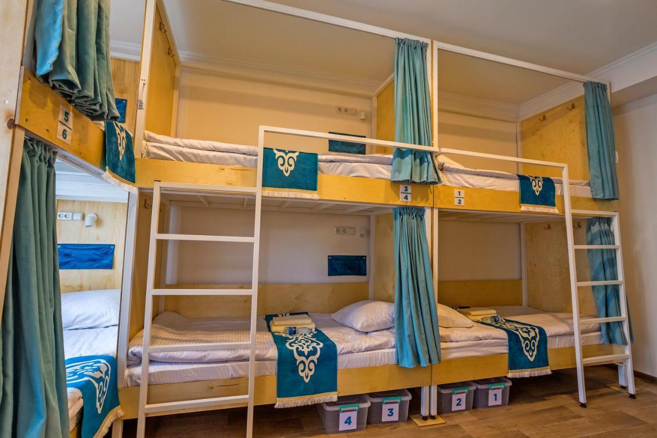 Auberge de jeunesse Koisha à Bichkek Extérieur photo